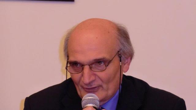 Presentazione-Poggiardo-19-aprile-2012-4